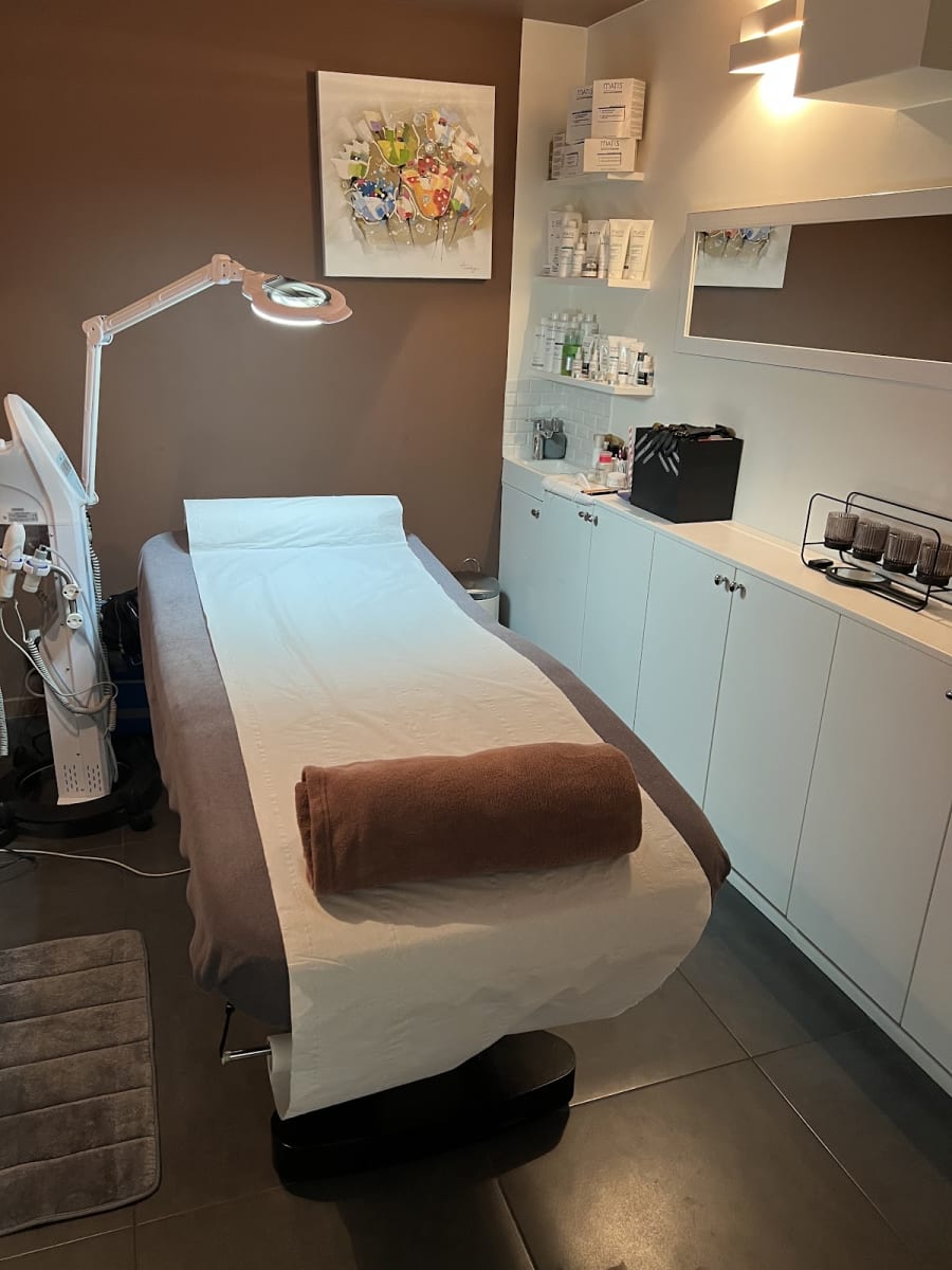 Salon Core