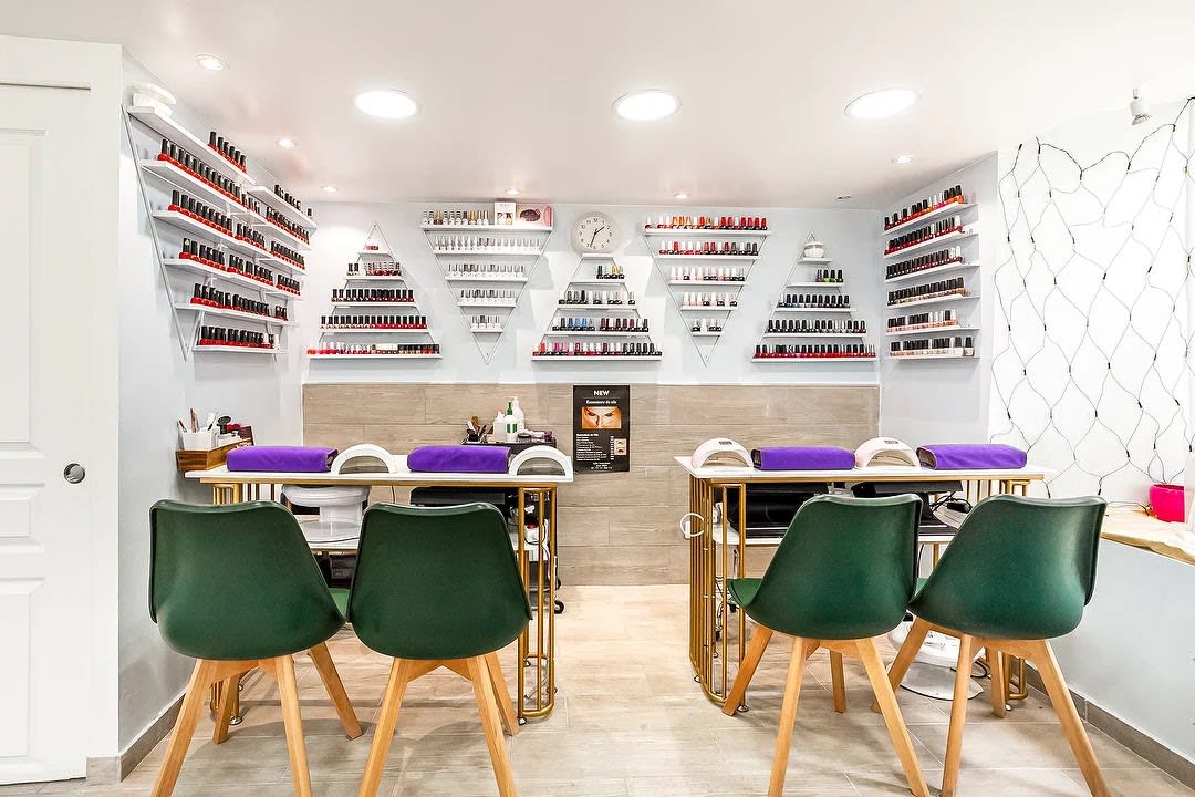 Salon Core