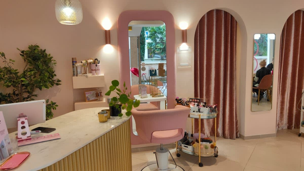 Salon Core