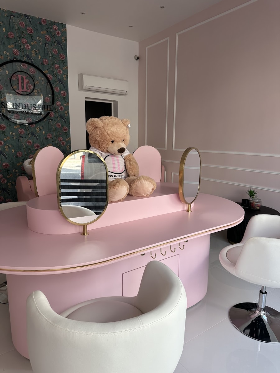 Salon Core