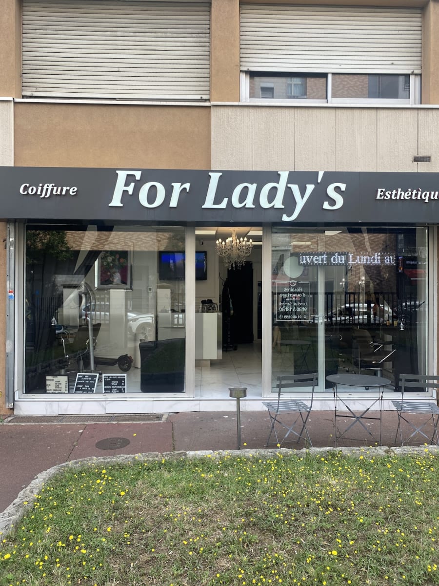 Salon Core