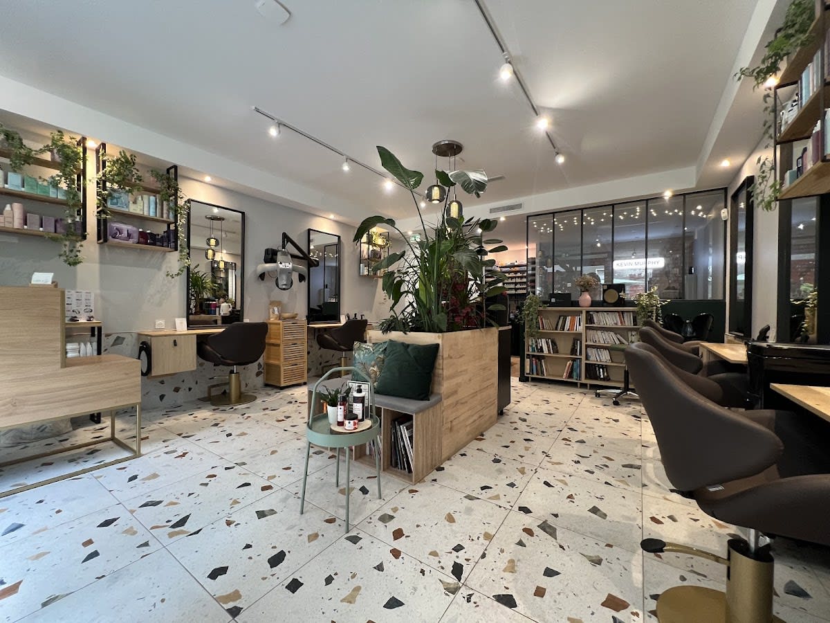 Salon Core