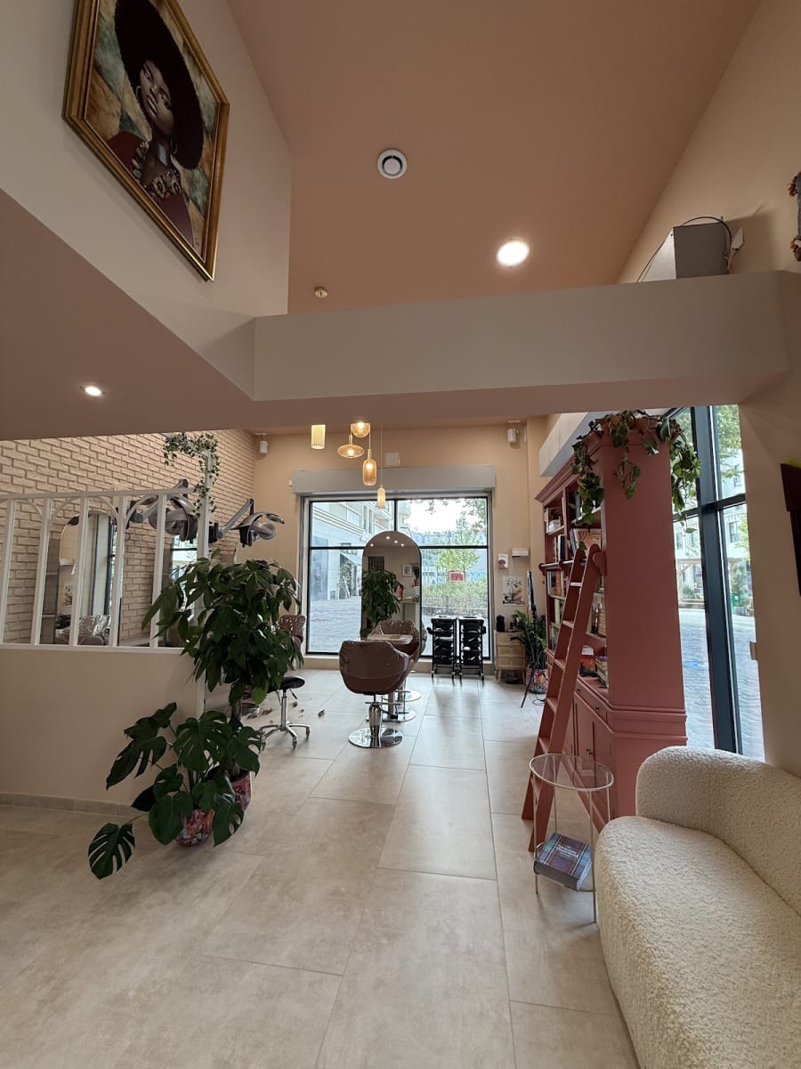 Salon Core