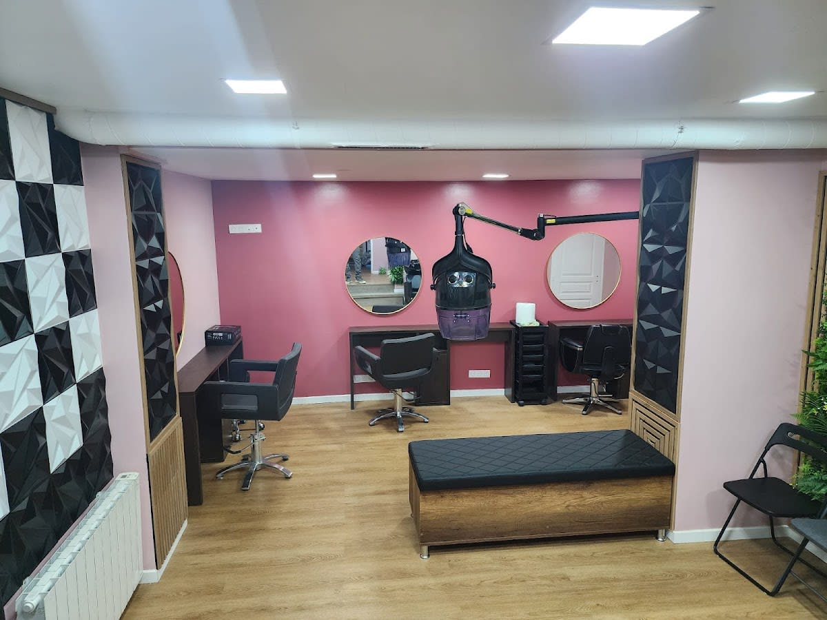 Salon Core