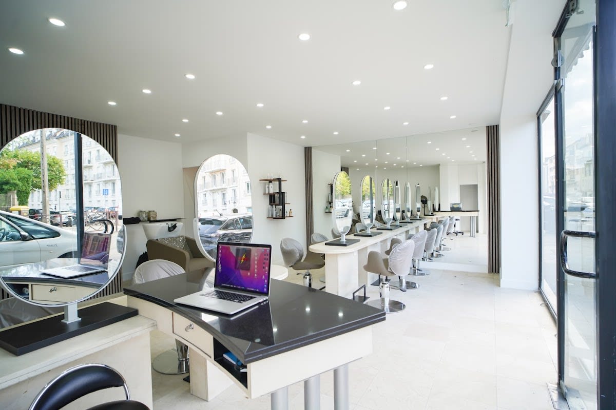 Salon Core