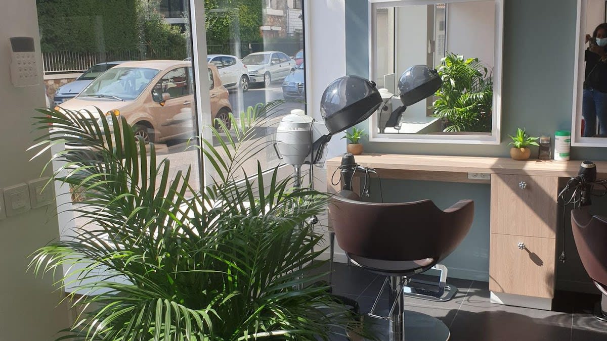 Salon Core