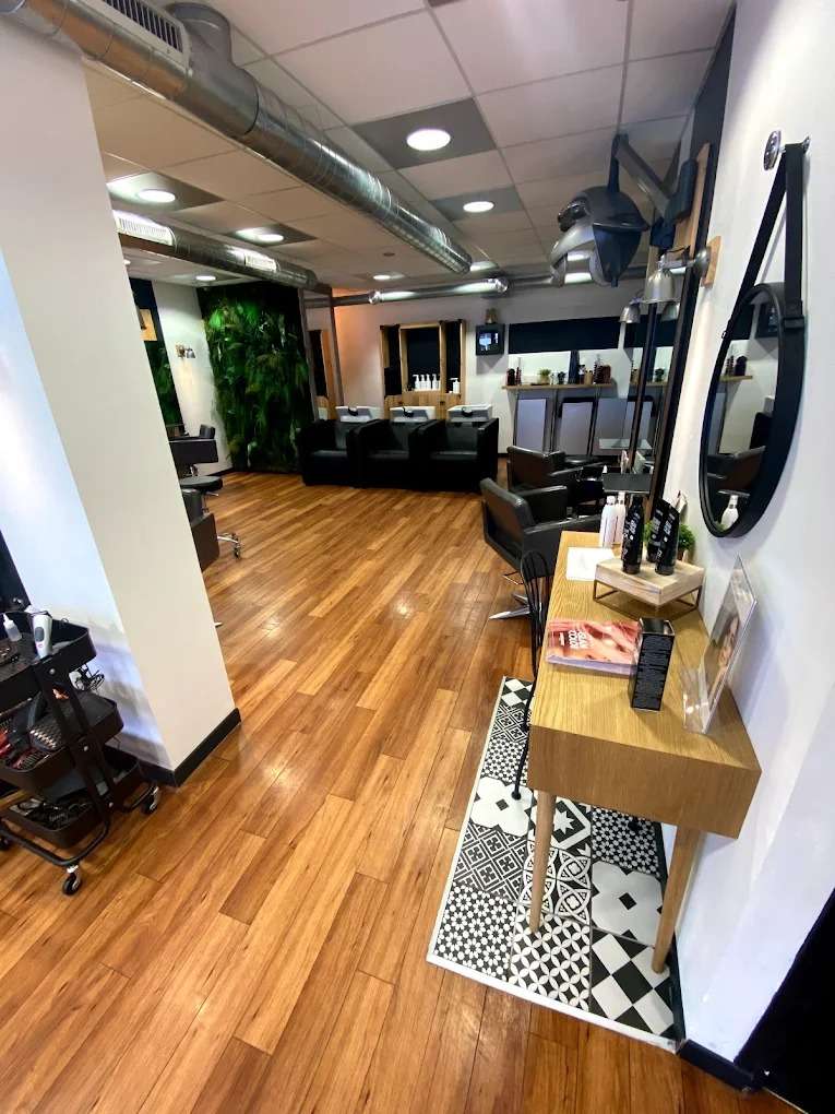 Salon Core