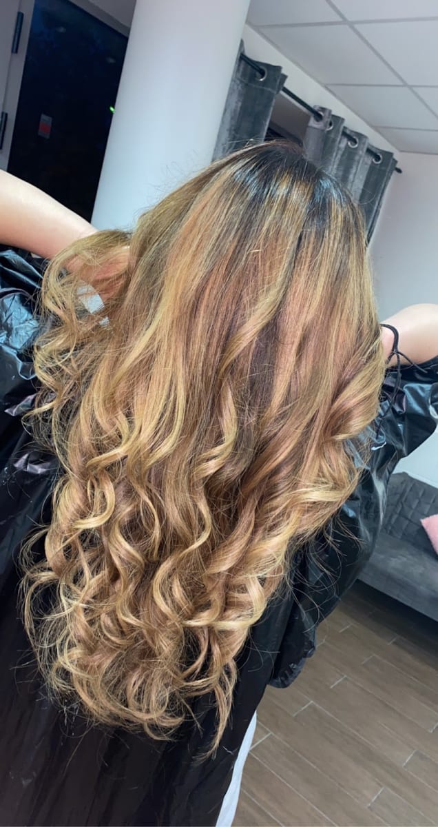 Salon Core
