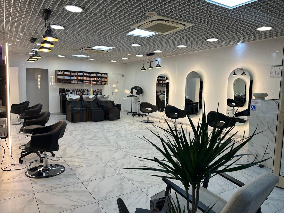 Salon Core