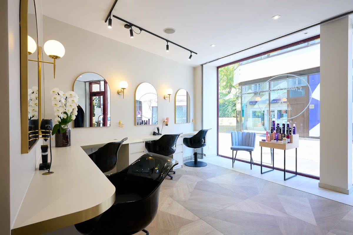 Salon Core