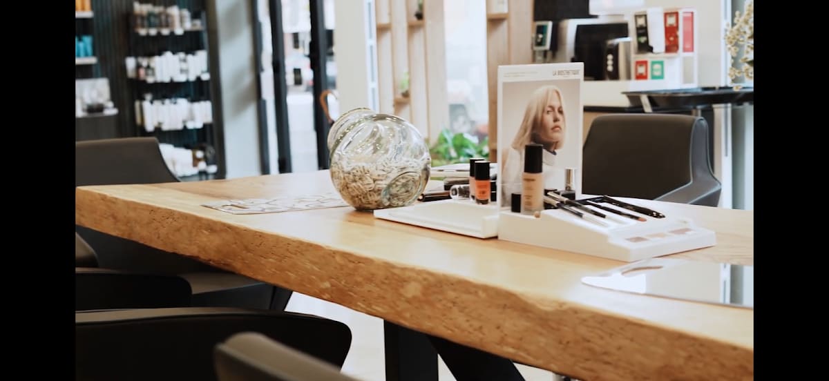 Salon Core