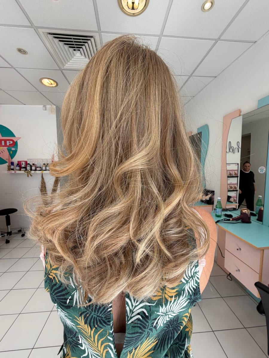 Salon Core
