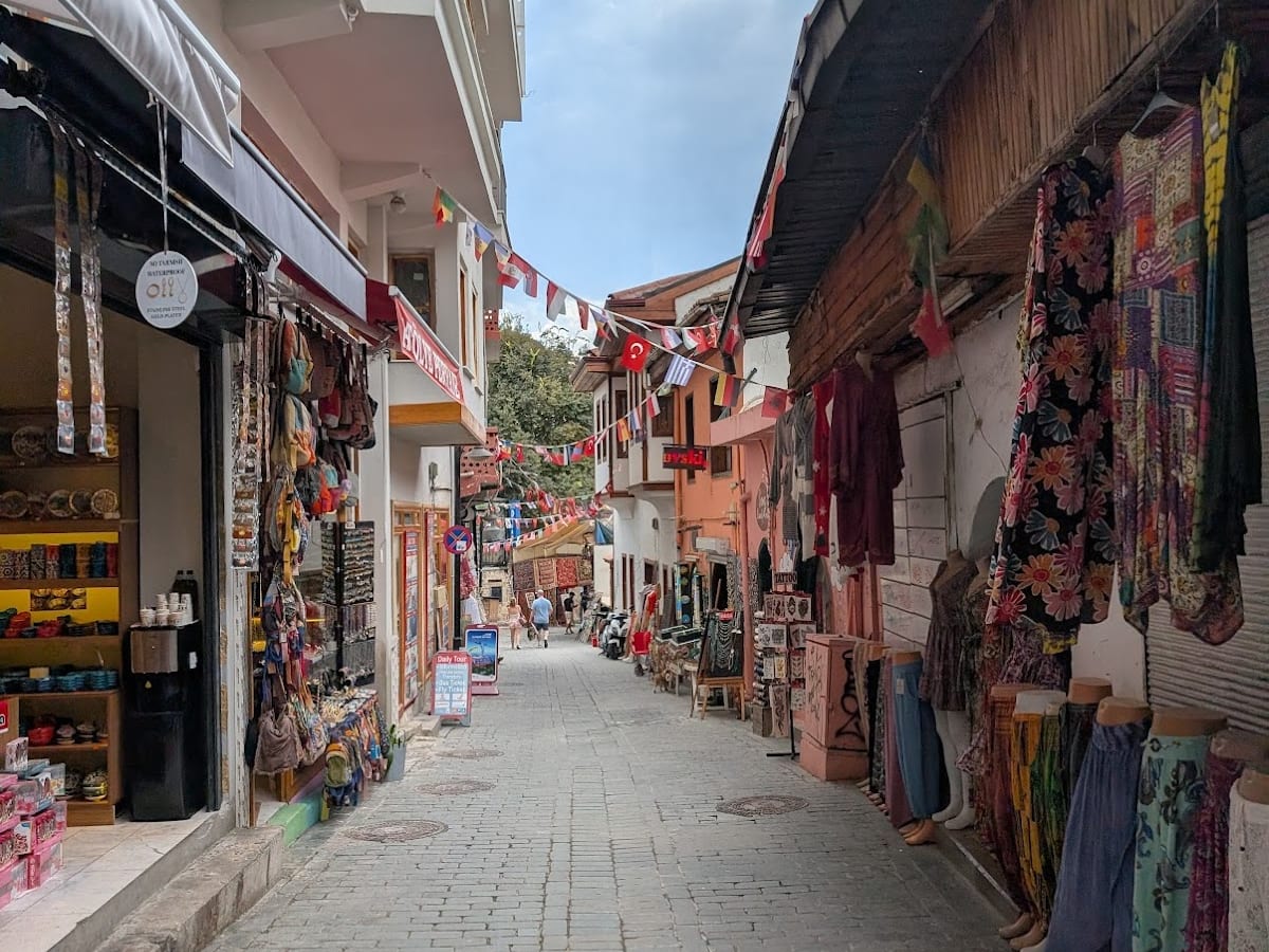 Istanbul & Antalya Combo — 6 Nights / 7 Days