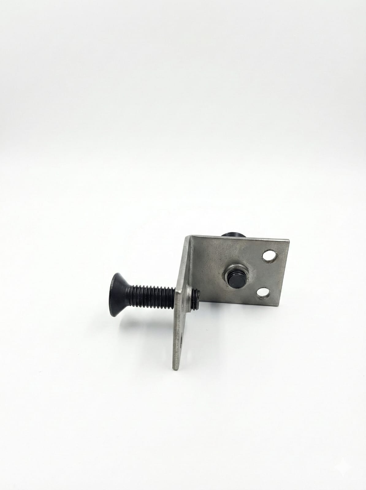 Heavy Duty Metal L-Patti Bracket with 2 Screws (8x35mm) – Reinforced Corner Connector for Speaker Box Fittings