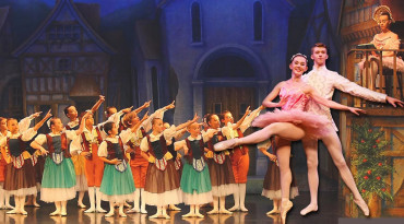 English Youth Ballet - Coppelia