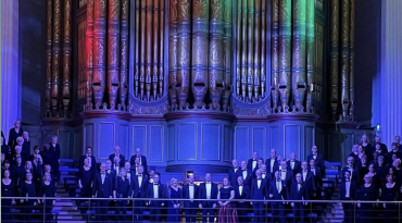 Midlands Hospital Choir Sing Noel, Alleluia!