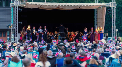 Proms in the Park comes to Warwick Castle 