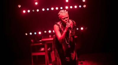 Spend a captivating evening with an inspirational icon