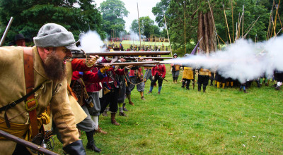 The Sealed Knot