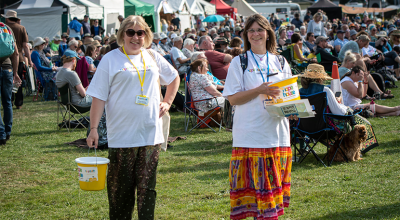 Shrewsbury Folk Festival raises funds for Hope House Children’s Hospices