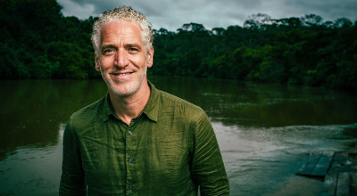 Wildlife filmmaker Gordon Buchanan brings Lions and Tigers and Bears tour to Staffordshire