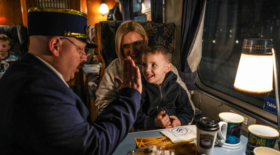 THE POLAR EXPRESS™ Train Ride