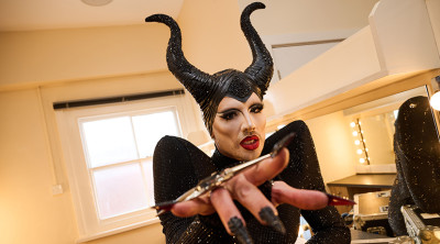 Exclusive behind the scenes photos released of Wolverhampton panto cast