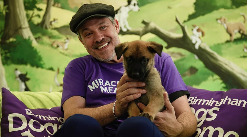 Will Young visits Birmingham Dogs Home with lorry load of donated meals