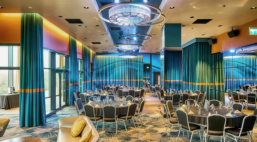 Resorts World unveils refurbishment of Lake Lounge