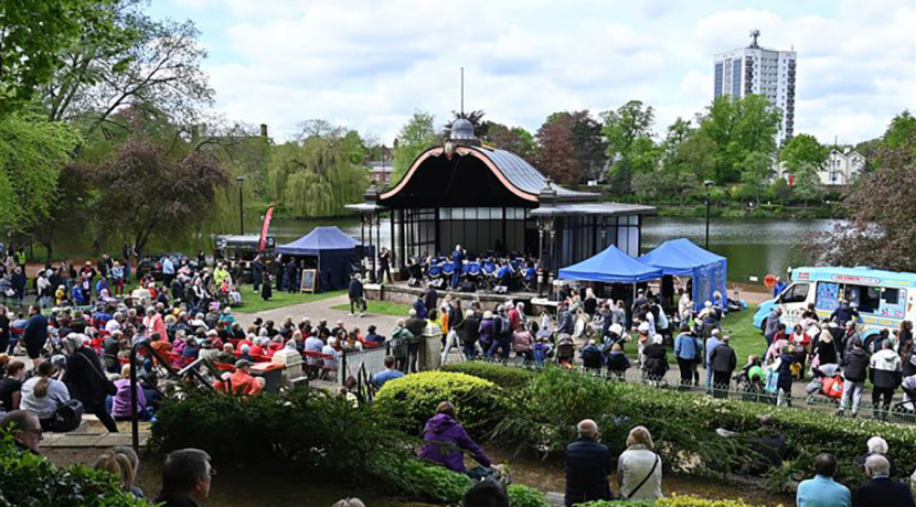 Lakeside Live Festival returns to Walsall Arboretum