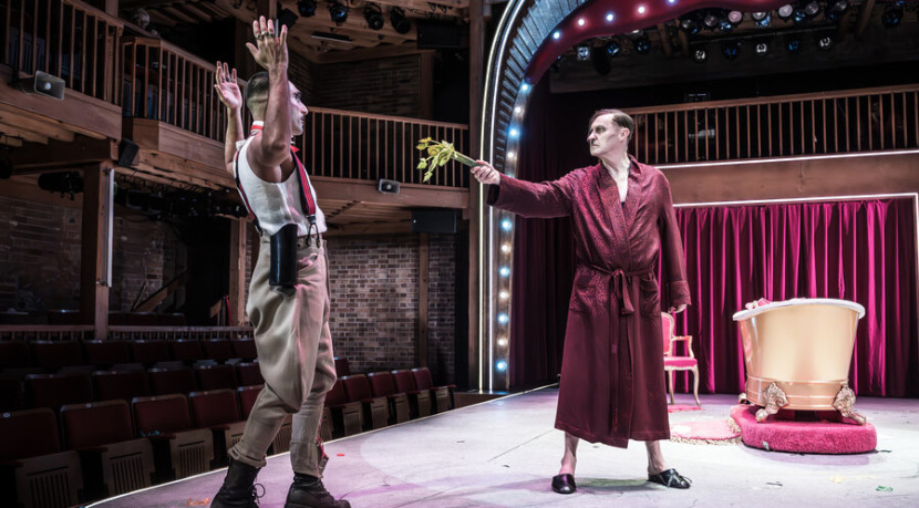 Review: The Resistible Rise of Arturo Ui at the RSC's Swan Theatre