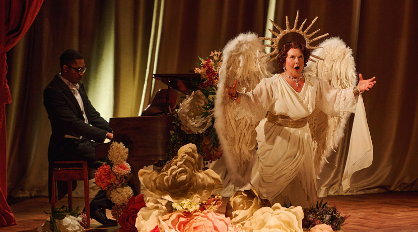 Review: Glorious! at the Belgrade