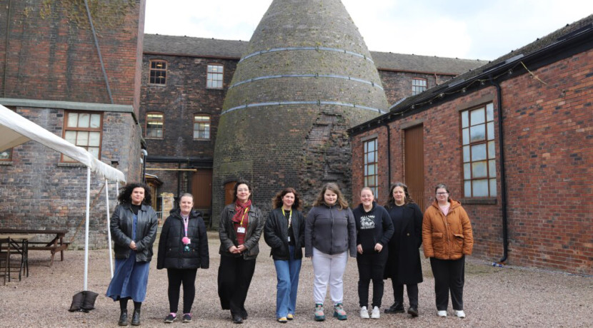 Ikon announces Slow Boat’s visit to Stoke-on-Trent