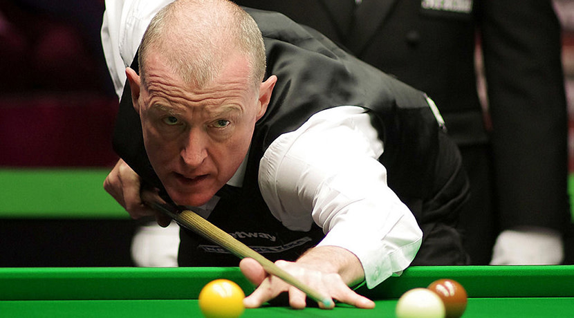 Snooker legend Steve Davis comes to Warwick restaurant in aid of local children’s charity