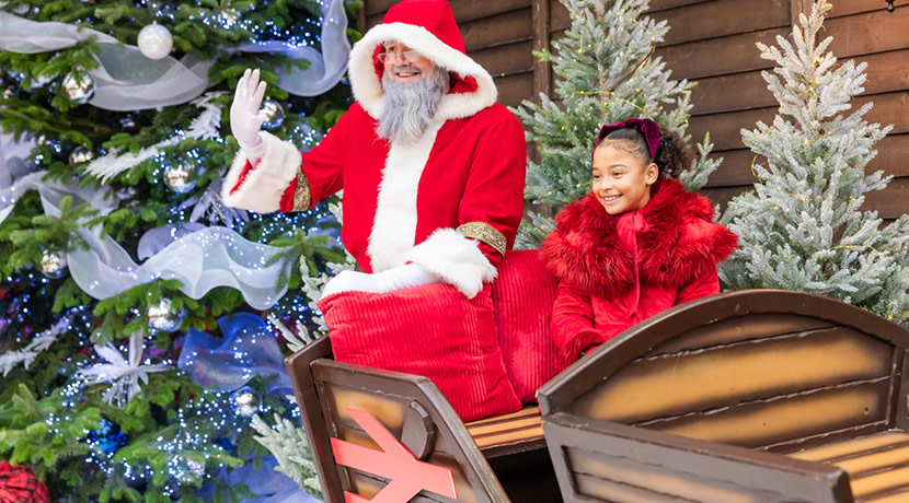 See Santa and Mrs Claus at Birmingham New Street Station