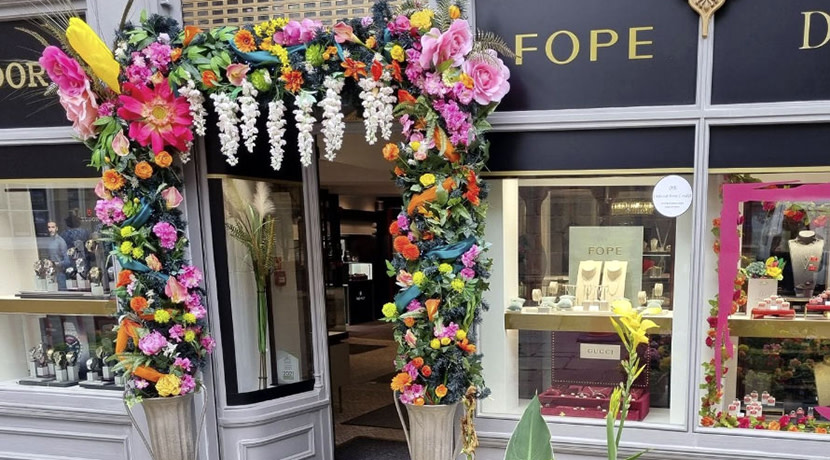 Sign up for Shrewsbury Summer Shop Window Competition