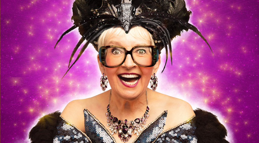 Su Pollard To Switch On Wolverhampton S Christmas Lights