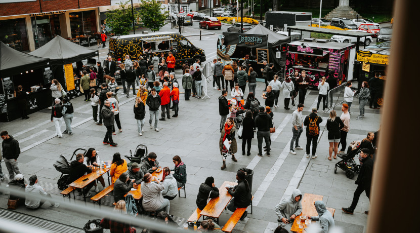 Worcester Dining Club returns to Cathedral Square