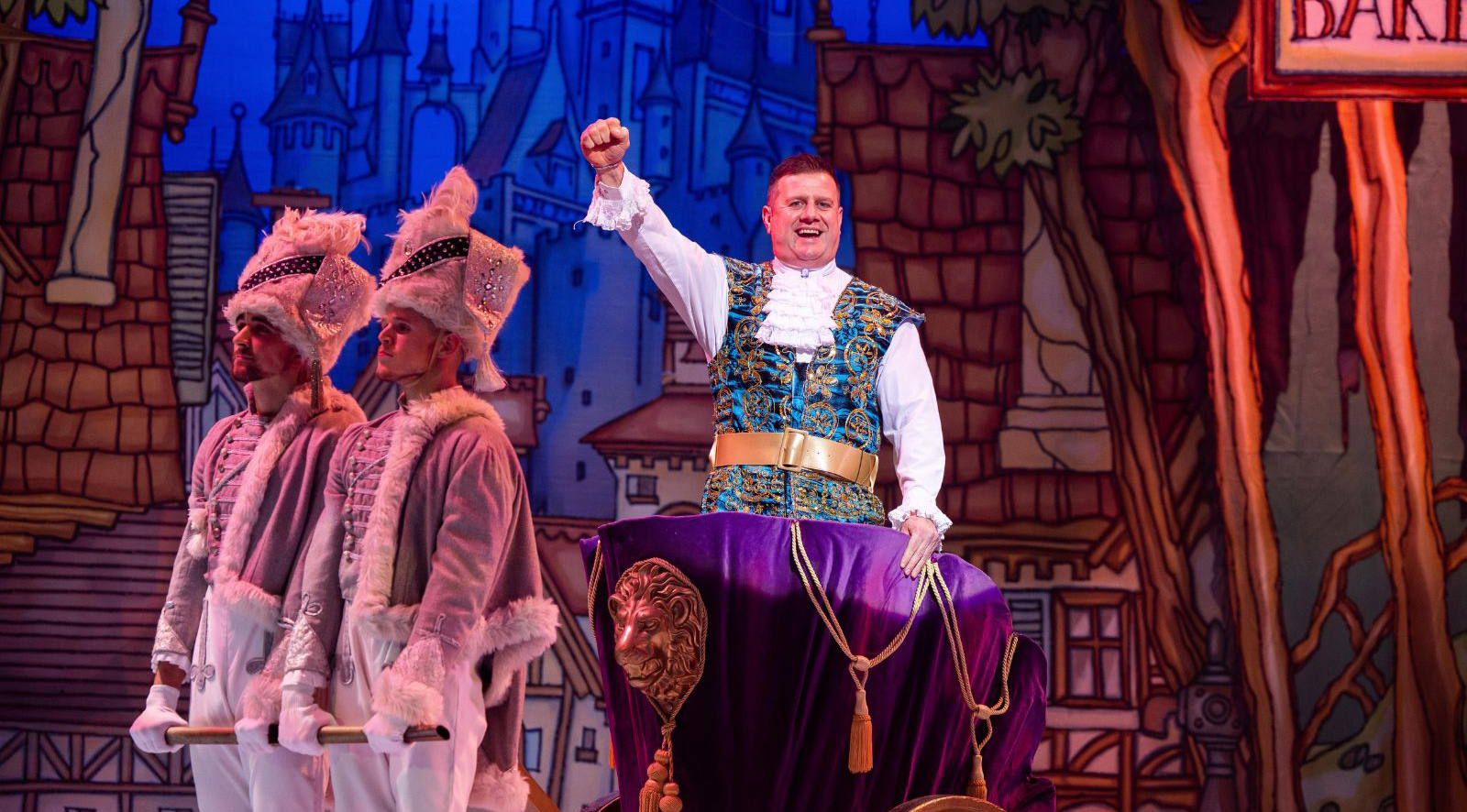 Kai Owen to return to the Regent Theatre this Christmas