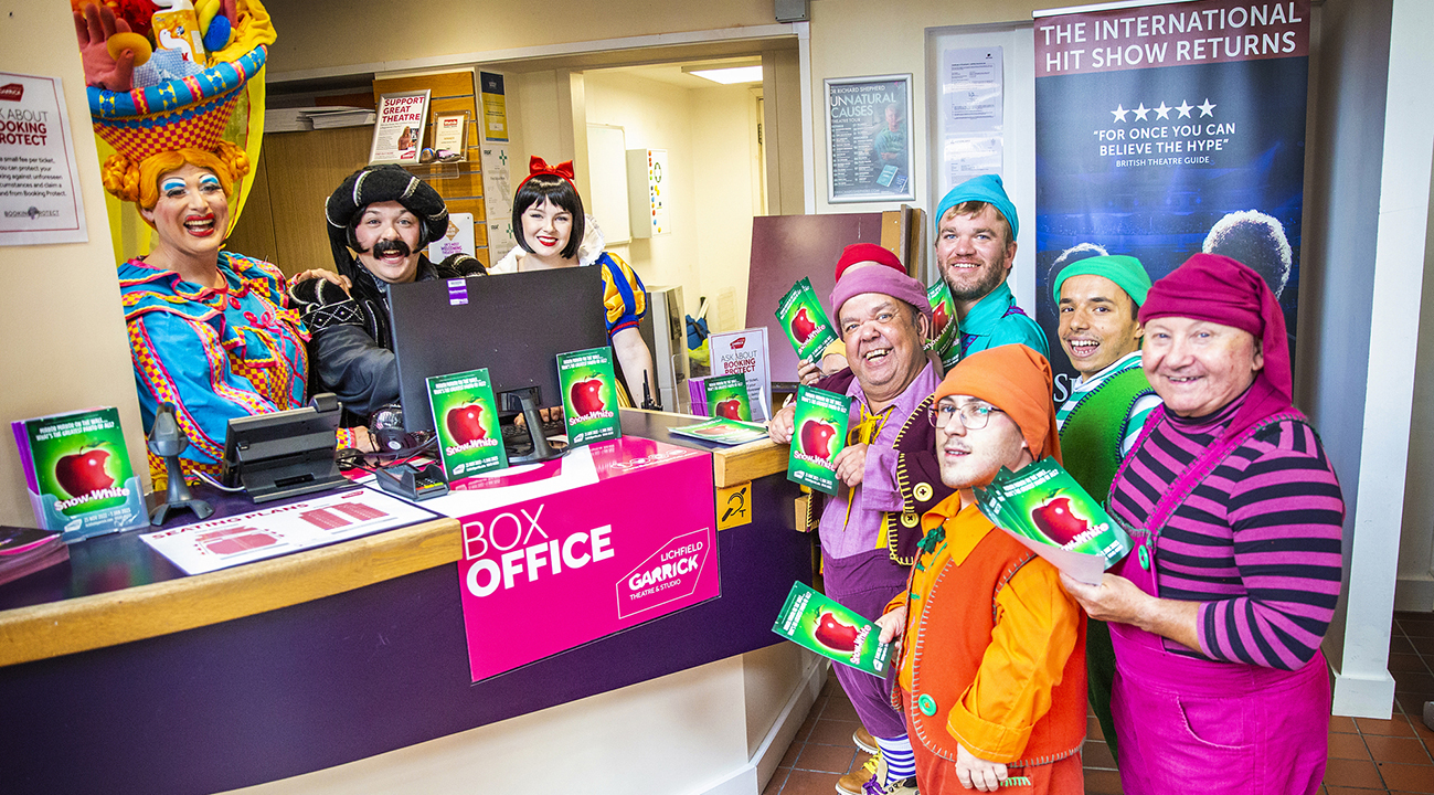 Lichfield Garrick announce extra week of panto performances