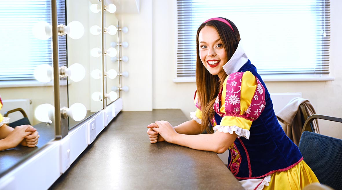 Evie Pickerill returns to Wolverhampton Grand as Snow White