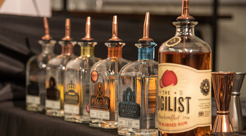 A gin tasting experience and gift set