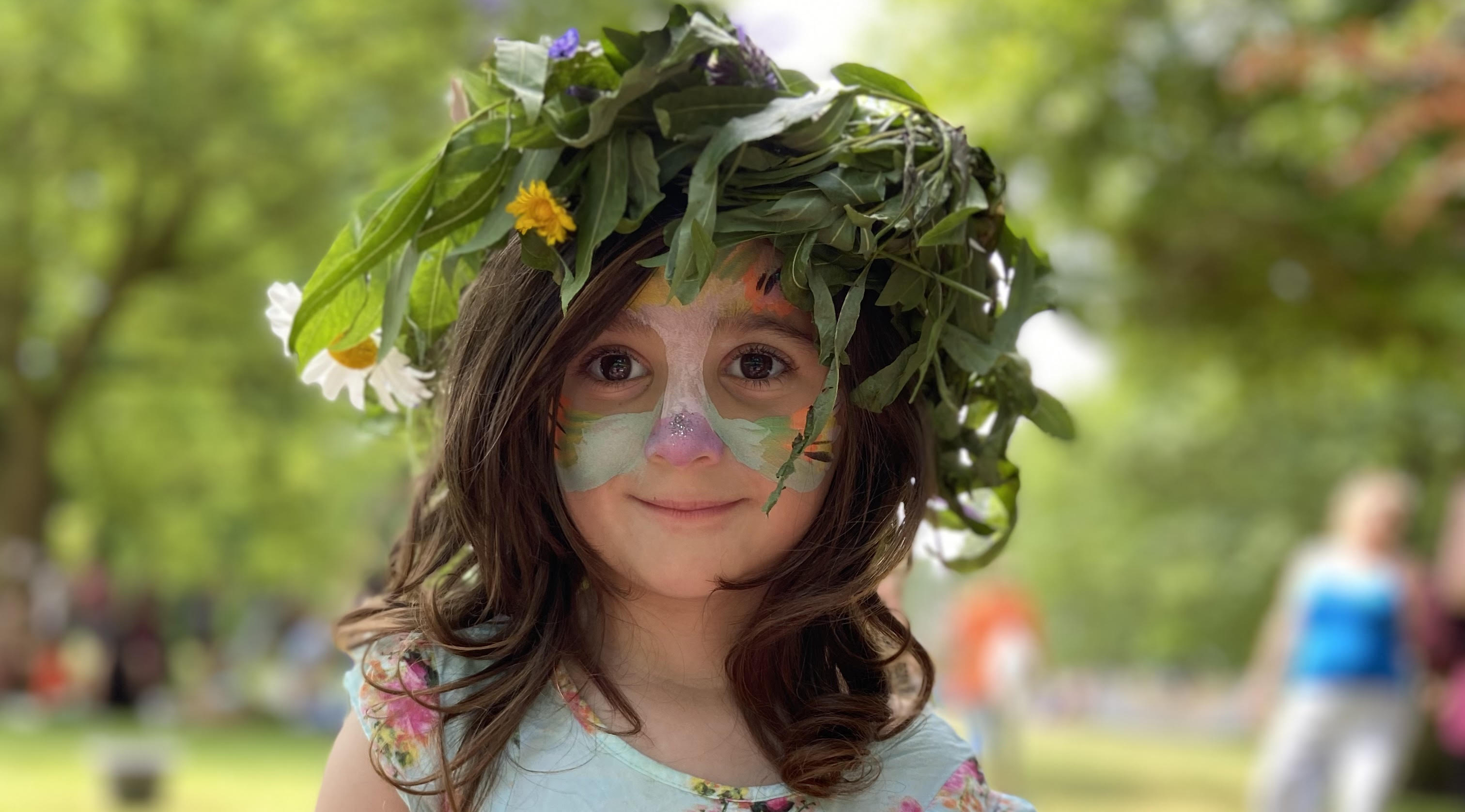 Upcycling, flowerarranging and forestry skills in Worcestershire