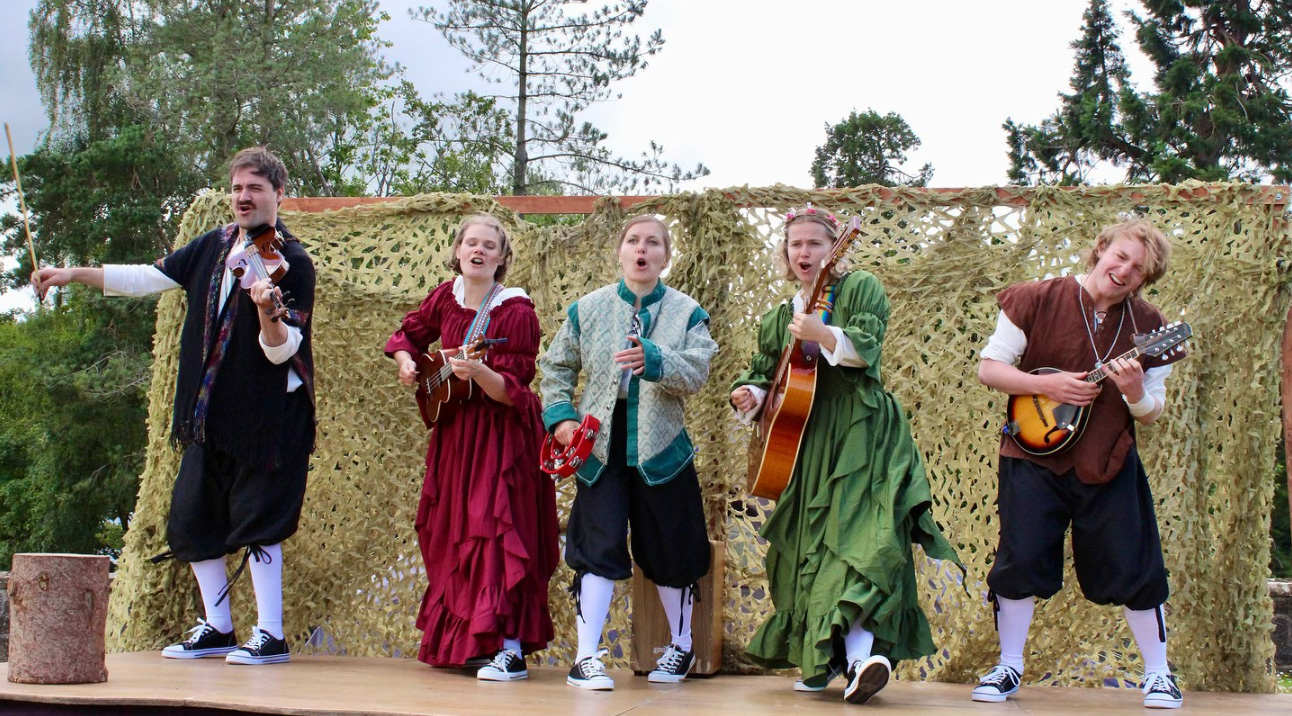 Folksy Theatre bring outdoor productions to Wightwick this summer