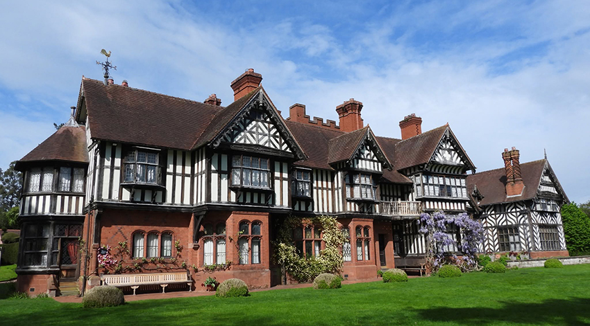 Wightwick Manor to host free family yoga sessions