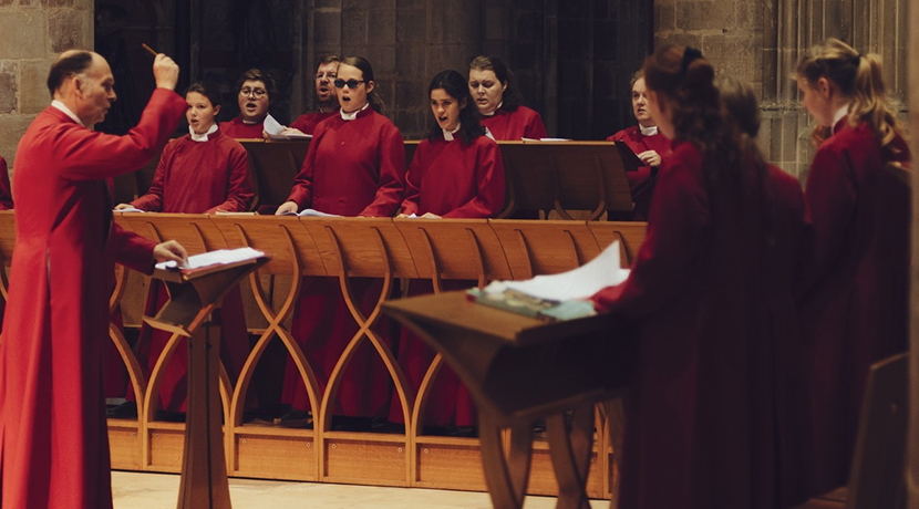Thomas Trotter and Gloucester Cathedral Choir          