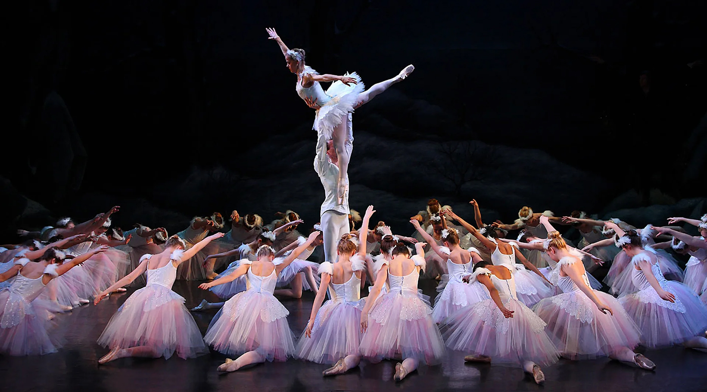 English Youth Ballet - Swan Lake
