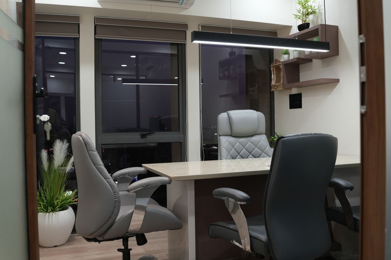 Yash Anant — view 17