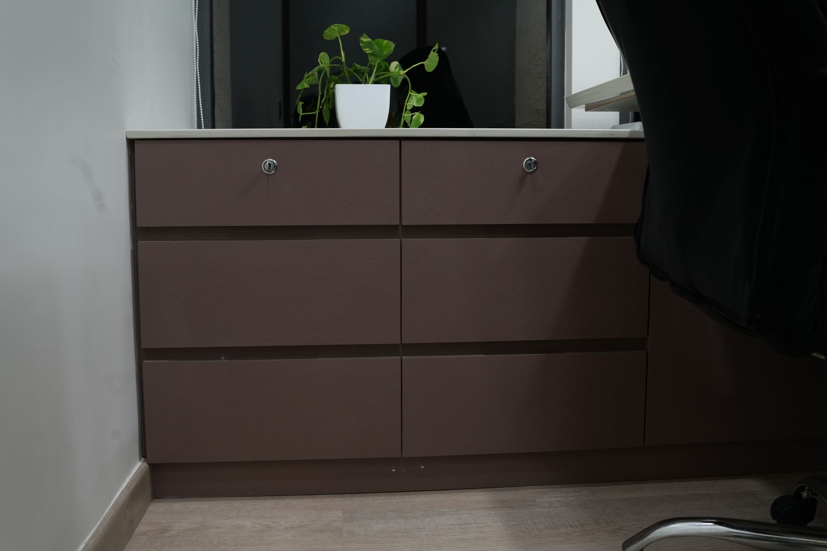 Yash Anant — view 22