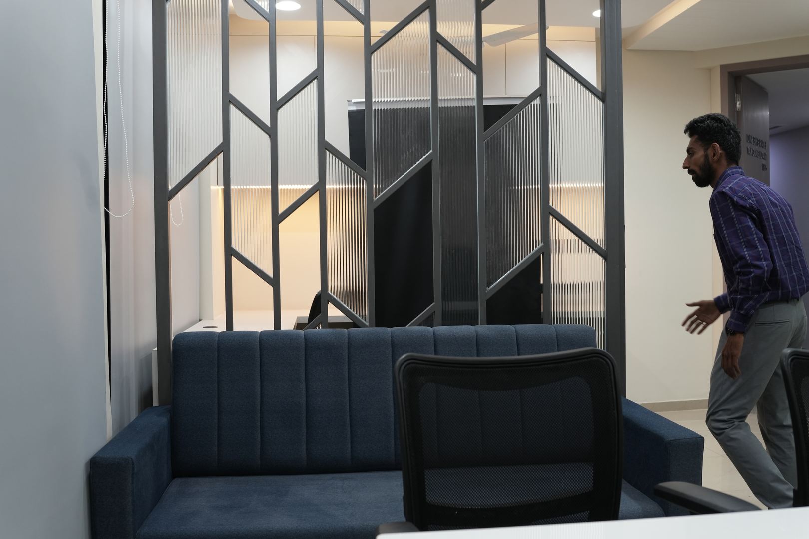 Yash Anant — view 24